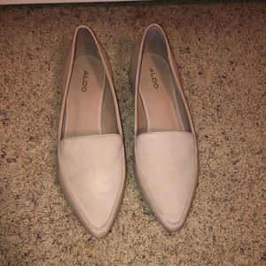 Cream Pointed Toe Flats